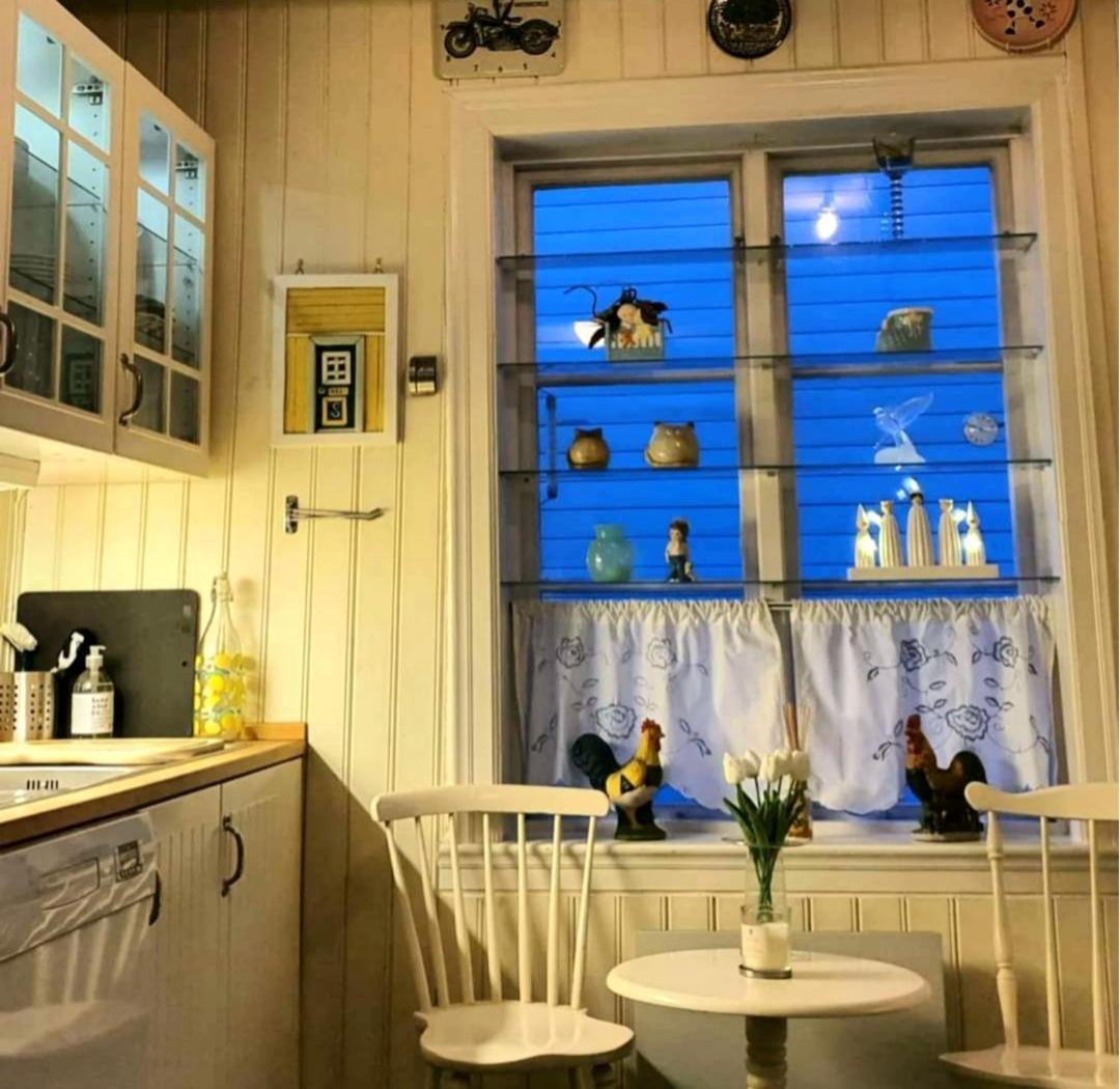 Villa Kvammehuset Pa Gamle Lærdalsøyri Exterior foto