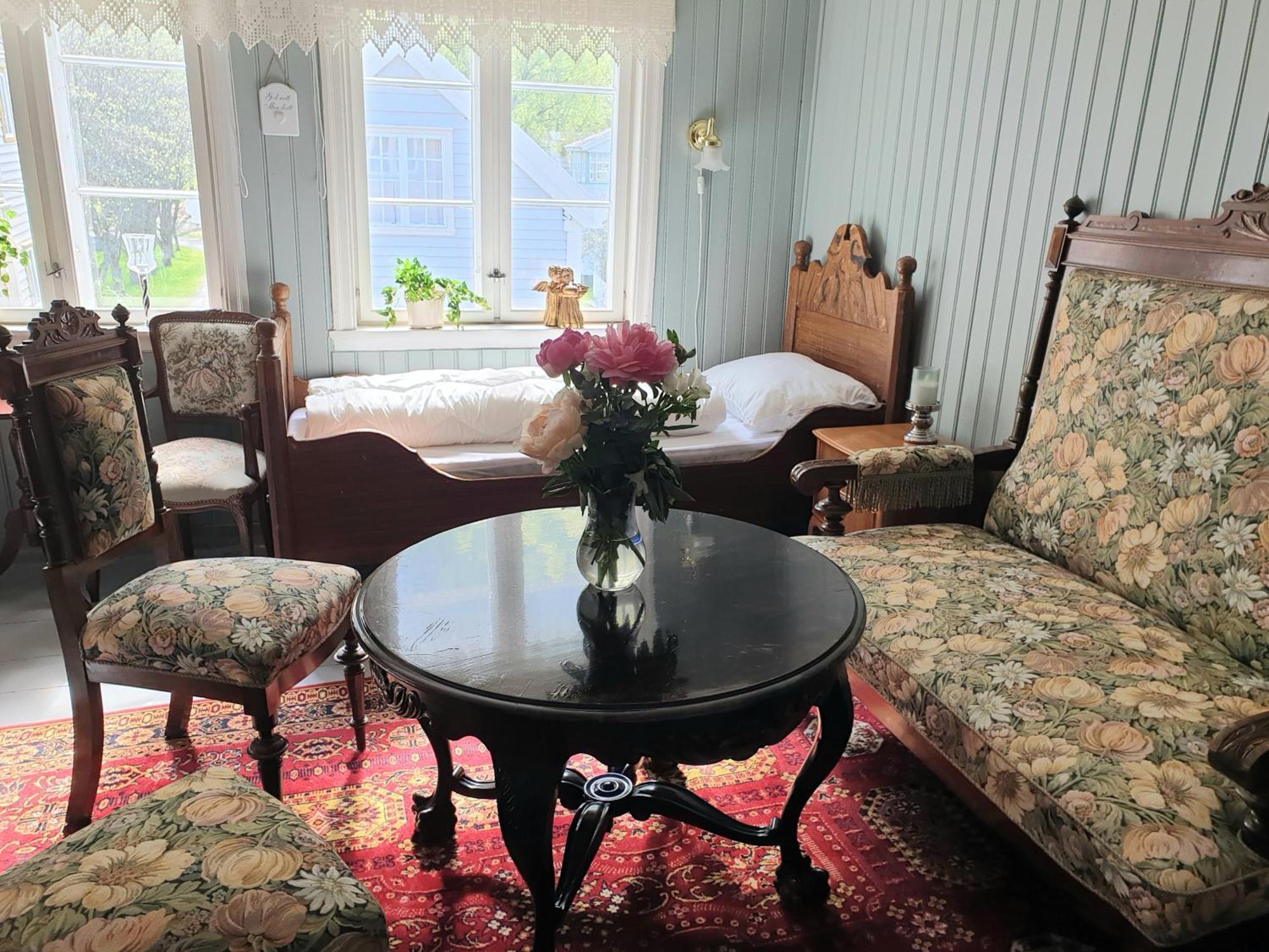 Villa Kvammehuset Pa Gamle Lærdalsøyri Exterior foto